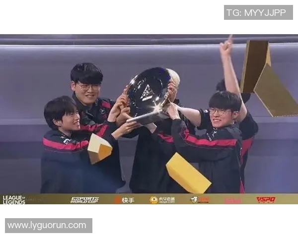 TES在S15电竞世界冠军杯积分榜上以73分领跑展现强劲实力 TES在S15电竞世界冠军杯积分榜上以73分领跑展现强劲实力